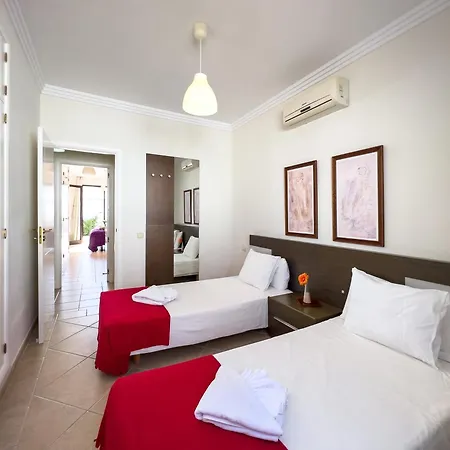 Casa Maddy - A Charming Location With Every Comfort Коста Бланка