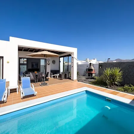 Casa Maddy - A Charming Location With Every Comfort Villa